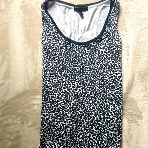 Banana republic sleeveless top